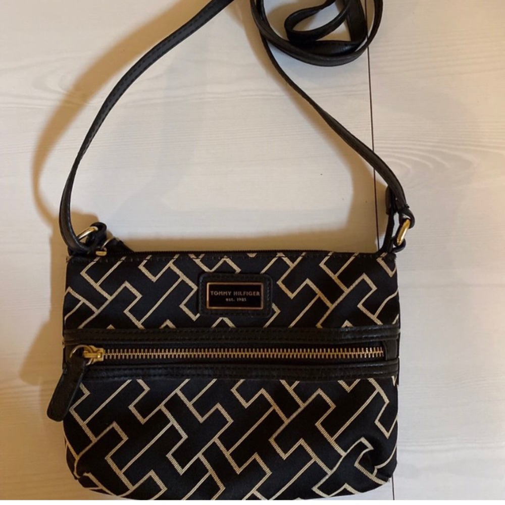 Tommy Hilfiger Purse